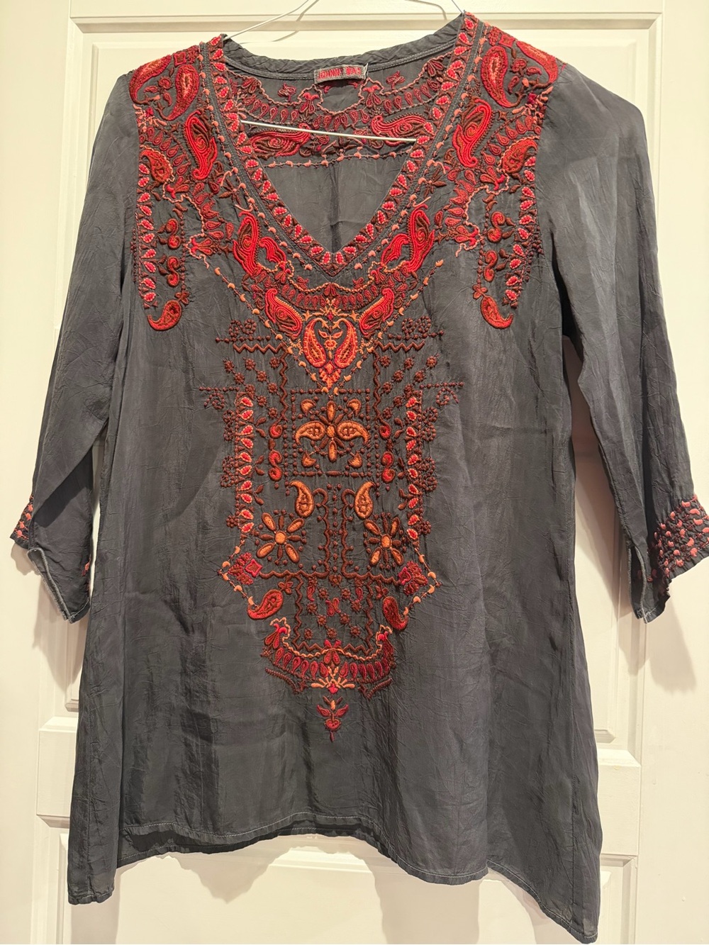 Johnny Was Embroidered V-Neck Tunic Top with Red Accents- XS